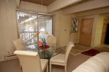 Chateau Chaumont Unit 9