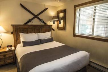 Silverglo Condominiums Unit 105