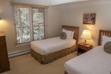 Chateau Eau Claire Unit 18