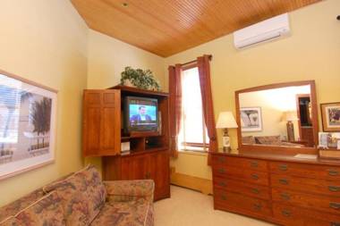 Independence Square Unit 308