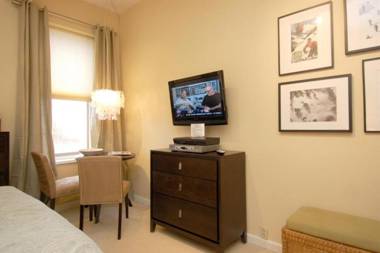 Independence Square Unit 304