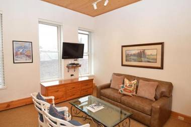 Independence Square Unit 213