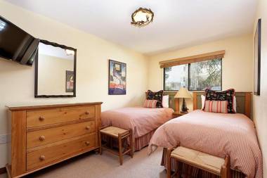 Aspen Townhouse East Unit 4