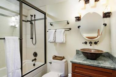 Fasching Haus Unit 5