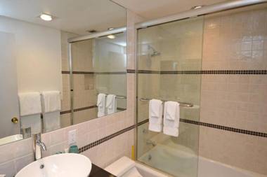 Glory Hole Condominiums Unit C