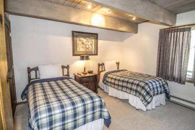 Chateau Dumont Unit 9