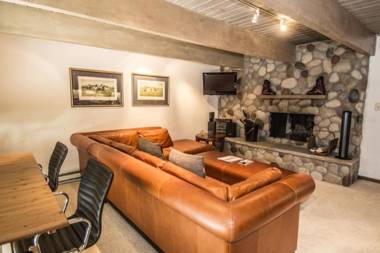 Chateau Dumont Unit 9