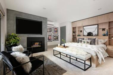 New 2 BR 2&a half Bath Luxurious Mountain Modern - 2 blocks from Gondola