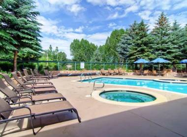 GetAways at Falcon Point Resort