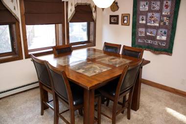 Park Place #C-104 - Walk to Town and the Lifts - Pool and Hot Tub Access