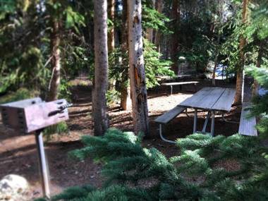 Breck Creekside at Wildwood Suites