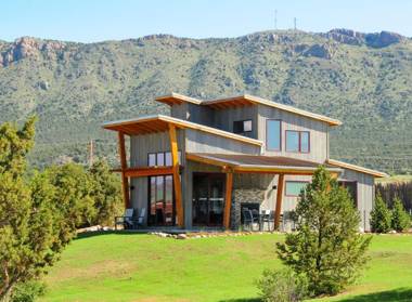 Royal Gorge Cabins