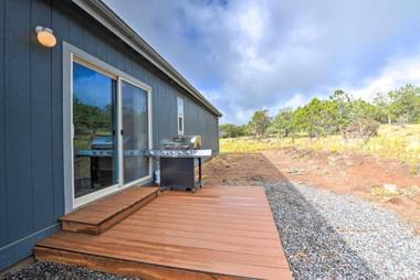 Cedaredge Hideaway with Grill and Mountain Views!