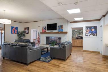 Motel 6-Colorado Springs CO - Air Force Academy