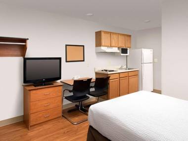 WoodSpring Suites Colorado Springs Airport