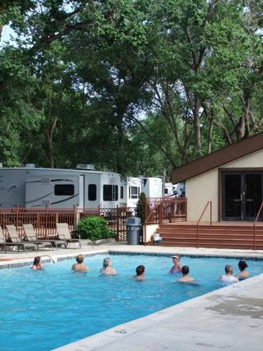 Garden of the Gods RV Resort