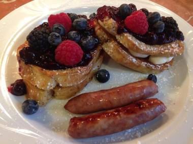 Purple Mountain Bed & Breakfast & Spa