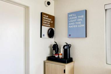 Motel 6-Denver CO - Airport