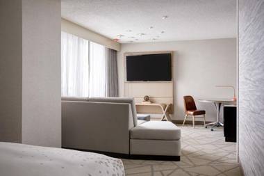 Renaissance Denver Central Park Hotel