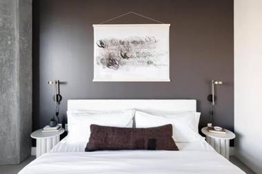 Brand New Luxury Condo - High Ceilings - Espadin LoHi