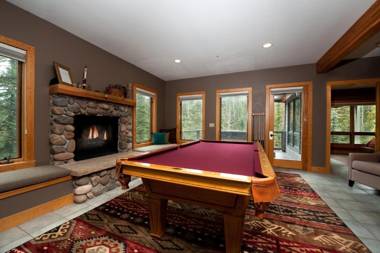 1601 Lake Purgatory Drive