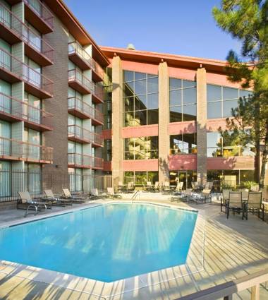 DoubleTree by Hilton Denver Tech