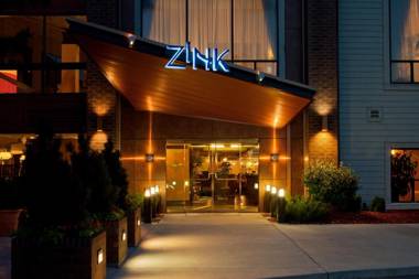 DoubleTree by Hilton Denver Tech