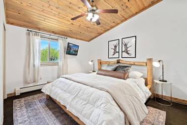 Misty Mountain Lodge