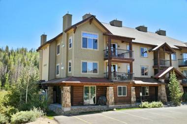 Luxury Condo #531 Near Resort Pool Club House & Hot Tub - FREE Activities & Equipment Rentals Daily