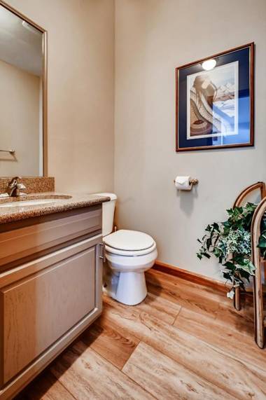 Two-Bedroom Townhome 103F at The Pointe