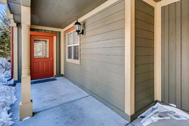 Two-Bedroom Condo at Streamside Lane