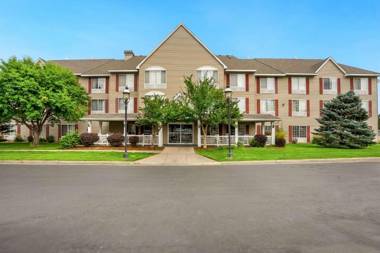 Country Inn & Suites by Radisson Greeley CO