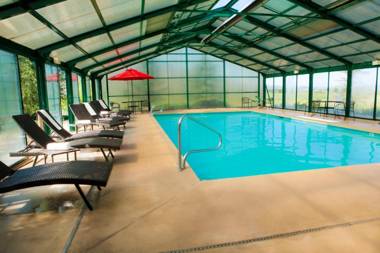 The Inn at Tomichi Village