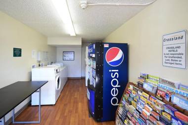 HomeTowne Studios by Red Roof Denver - Lakewood West