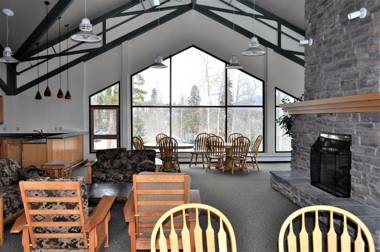 THWC Treehouse III 2 Bedroom 2 Bathroom