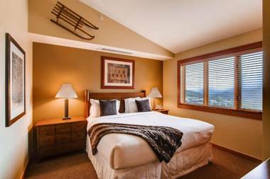 Capitol Peak Lodge by Snowmass Mountain Lodging