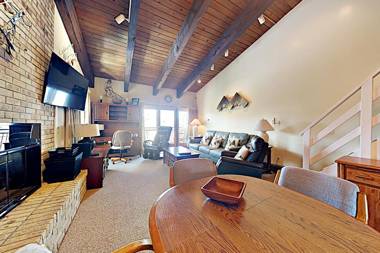 Timberline Condominium Studio Standard Loft Unit 301