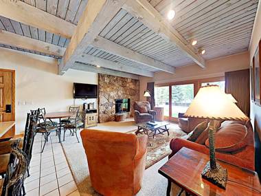 Timberline Condominiums 2 Bedroom Deluxe Unit A1D