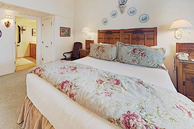 Timberline Condominiums 2 Bedroom Loft 3 Bath Standard Unit A3A