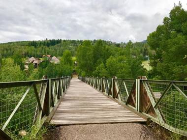 Woodbridge Condo by Snowmass Vacations