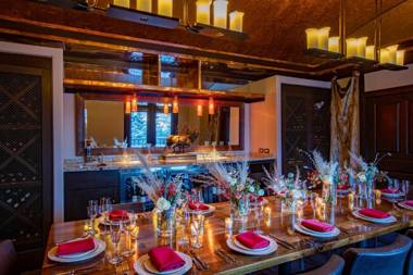 Beaver Creek Lodge Autograph Collection