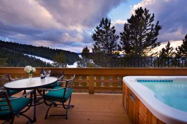 The Arrabelle at Vail Square a RockResort