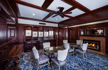 Poste Montane Lodge by East West