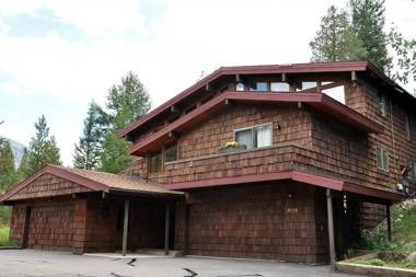 4 Bedroom Ski Home in East Vail with private hot tub