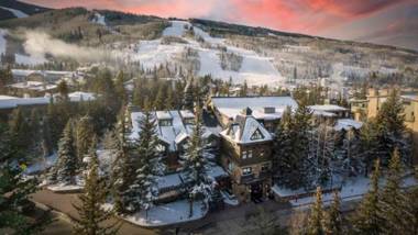Vail Village King Hotel Room