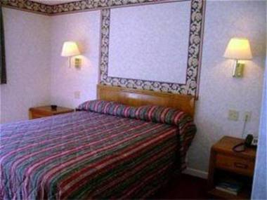 Passport Inn & Suites Chaplin