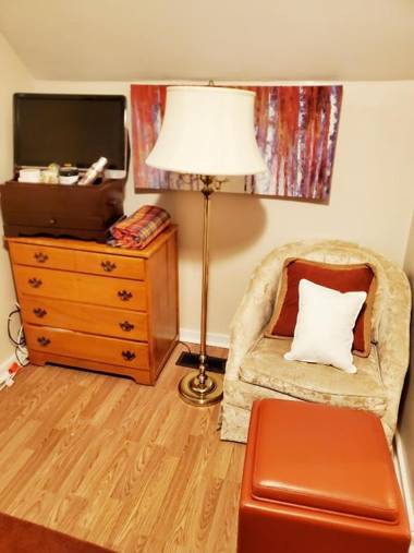 Room in Guest room - Fall Room 3min From Yale And Other Colleges