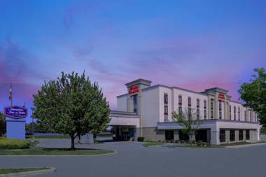 Hampton Inn & Suites West Haven