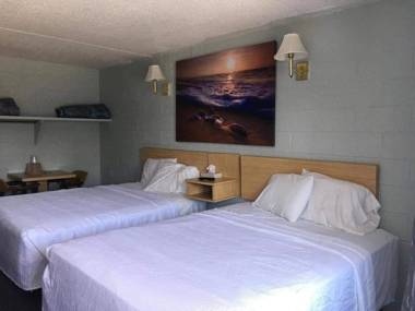 High Seas Motel