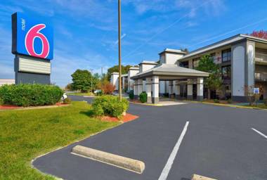 Motel 6-Seaford DE